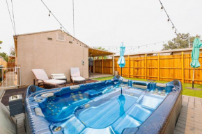 Pet-Friendly Home Near Downtown Henderson